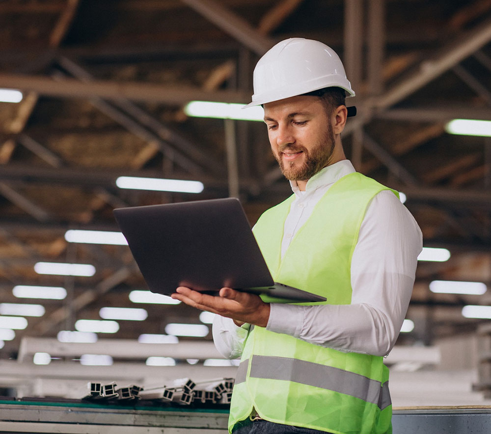 Diagnostic de toiture pour les professionnels Audit Toiture - Gestionnaire de site industriel - Diagnostic de problème sur le toit